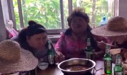 农村老娘们吃瓜事件,揭秘乡村生活百态