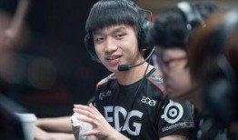 陈厂长吃瓜,一场意外引发的职场风云