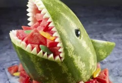 吉祥吃瓜推文,揭秘娱乐圈幕后故事，带你领略明星们的真实生活