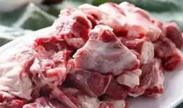 羊肉可以吃网纹瓜,传统美食的完美融合