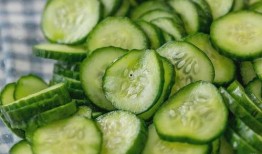 火里吃瓜,挑战极限的烹饪奇遇