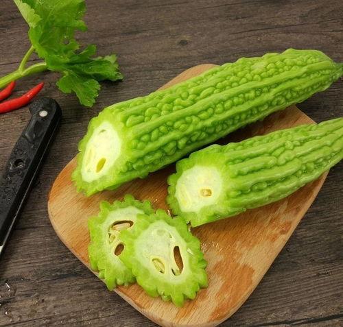 新泰汶南吃瓜,夏日吃瓜盛宴，品味生活新滋味